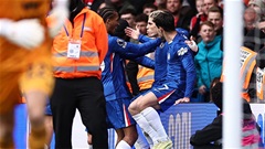 Chelsea 'chết' vì sự tự mãn